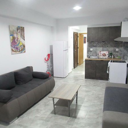 Artistic Rent Rooms & Apartments Nea Kallikrateia Exterior foto